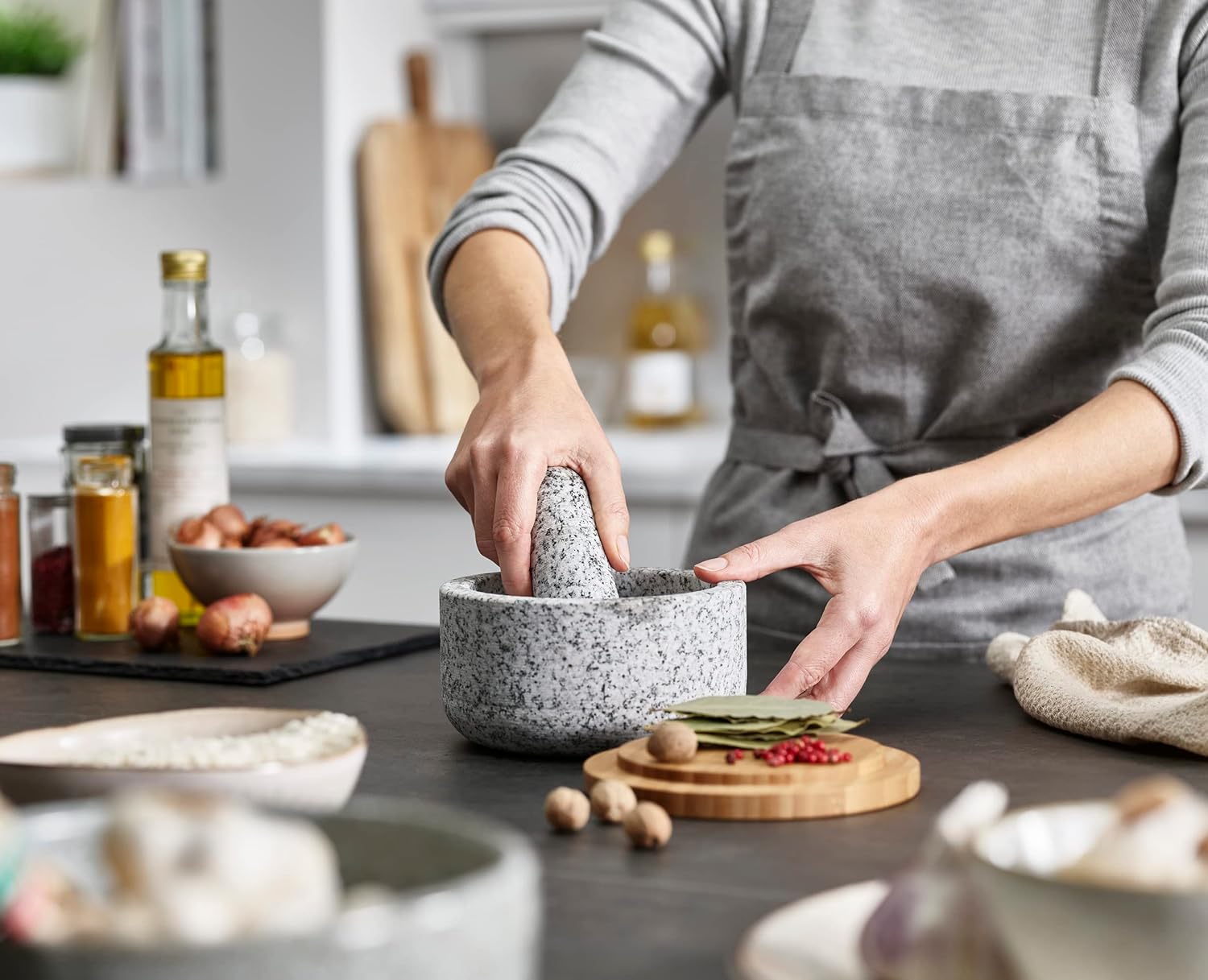 Bamboo cover granite pestle, s - Mortar Pestle Granite ulasan dan harga