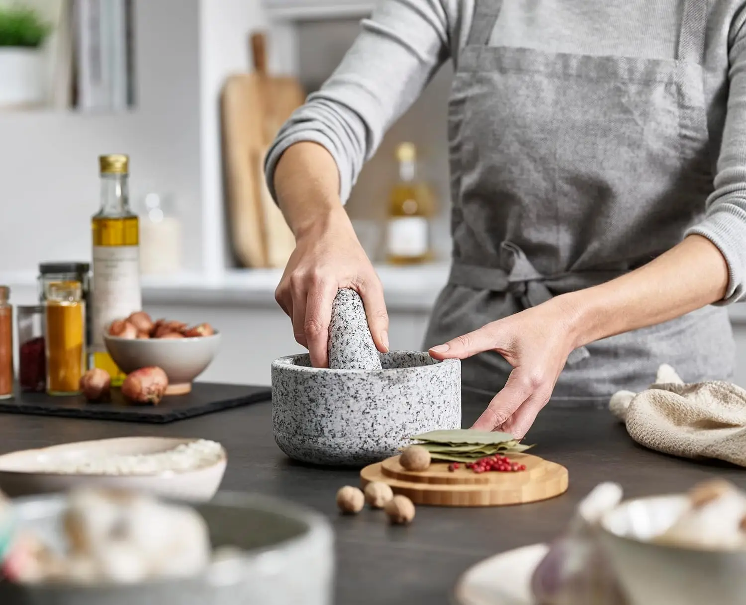Bamboo cover granite pestle, s - Mortar Pestle Granite ulasan dan harga